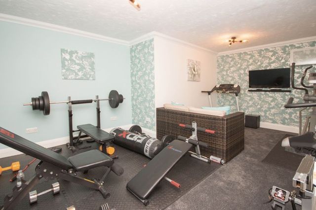  Image of 4 bedroom Detached house for sale in Kirk Gardens Totton Southampton SO40 at Kirk Gardens Totton Southampton, SO40 9UZ