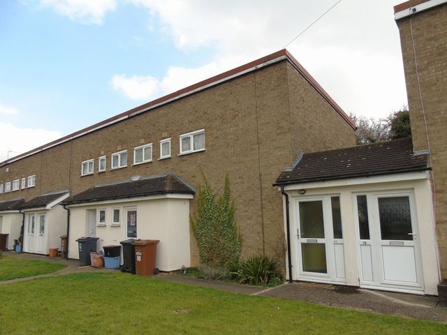  Image of 2 bedroom Terraced house to rent in Hydean Way Stevenage SG2 at Hydean Way  Stevenage, SG2 9XL
