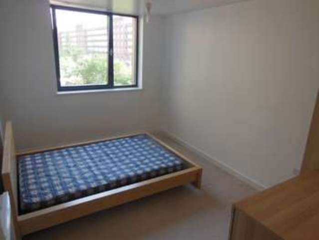  Image of 2 bedroom Flat to rent in Southernhay Basildon SS14 at Basildon Basildon, SS14 1FG