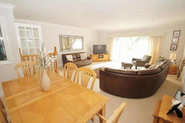  Image of 4 bedroom Detached house for sale in Inglewood Gardens Alloa FK10 at Inglewood Gardens  Alloa, FK10 2JB