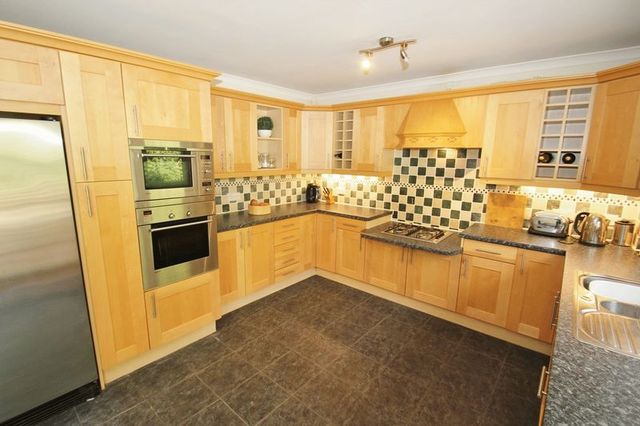  Image of 4 bedroom Detached house for sale in Inglewood Gardens Alloa FK10 at Inglewood Gardens  Alloa, FK10 2JB