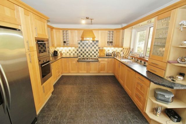  Image of 4 bedroom Detached house for sale in Inglewood Gardens Alloa FK10 at Inglewood Gardens  Alloa, FK10 2JB