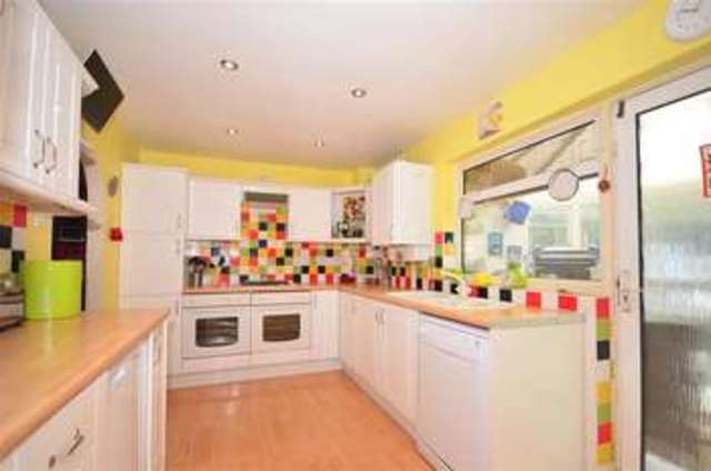  Image of 3 bedroom End of Terrace for sale in Ingress Gardens Greenhithe DA9 at Greenhithe Kent Greenhithe, DA9 9HN