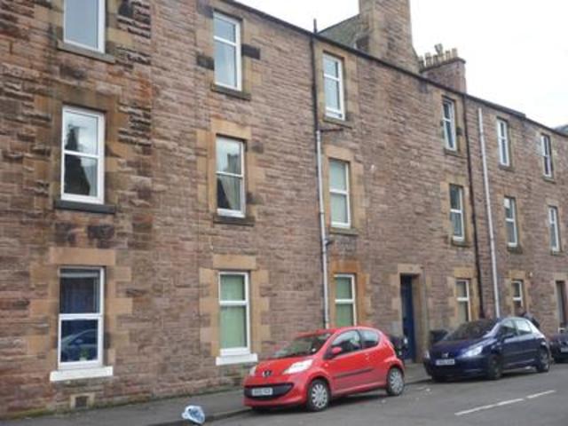  Image of 4 bedroom Flat to rent in James Street Stirling FK8 at James Street  Stirling, FK8 1UG