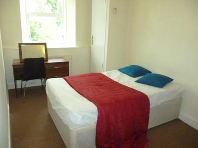  Image of 4 bedroom Flat to rent in James Street Stirling FK8 at Stirling  Stirling, FK8 1UG