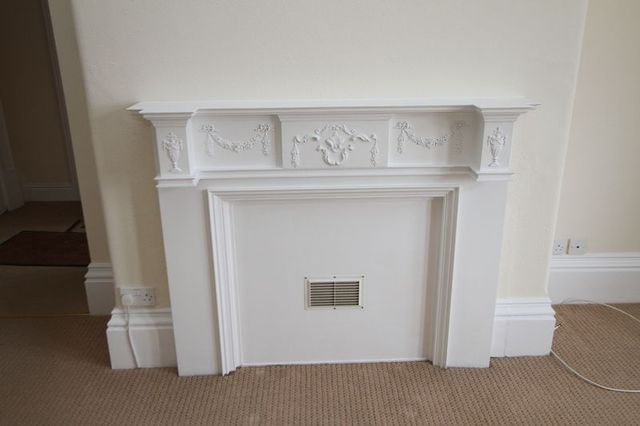  Image of 1 bedroom Flat for sale in Jesmond Road Clevedon BS21 at 4 Jesmond Road  Clevedon, BS21 7PA