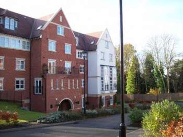  Image of 2 bedroom Apartment to rent in Cottage Close Harrow-on-the-Hill Harrow HA2 at Cottage Close  Harrow on the Hill, HA2 0HA