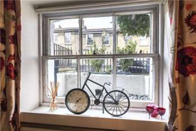  Image of 3 bedroom Terraced house for sale in King George Street London SE10 at London  Greenwich, SE10 8QJ