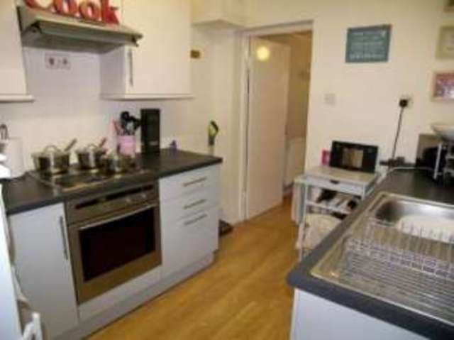  Image of 3 bedroom Terraced house for sale in Langham Street King