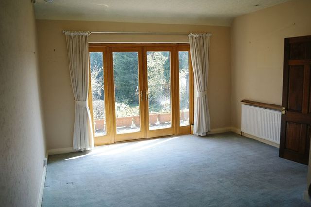  Image of 2 bedroom Detached house for sale in Kingsmead Cuffley Potters Bar EN6 at Kingsmead Cuffley Potters Bar, EN6 4AN