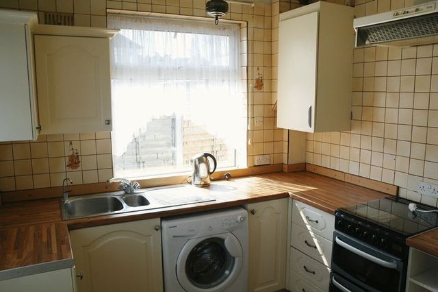  Image of 2 bedroom Detached house for sale in Kingsmead Cuffley Potters Bar EN6 at Kingsmead Cuffley Potters Bar, EN6 4AN