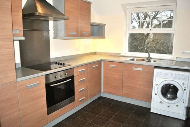  Image of 2 bedroom Flat to rent in Kingsmills Road Wrexham LL13 at Kingsmills Road  Wrexham, LL13 8NR