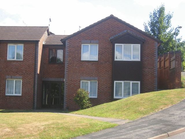  Image of 1 bedroom Flat to rent in Kinnerton Way Exeter EX4 at Kinnerton Way EXWICK Exeter, EX4 2BL