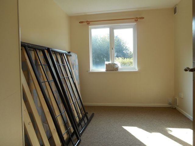  Image of 1 bedroom Flat to rent in Kinnerton Way Exeter EX4 at Kinnerton Way EXWICK Exeter, EX4 2BL