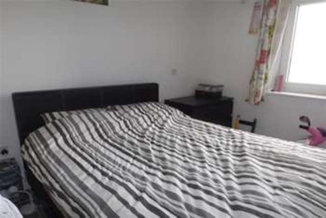  Image of 2 bedroom Flat to rent in Ferry Court Cardiff CF11 at Cardiff, CF11 0JH