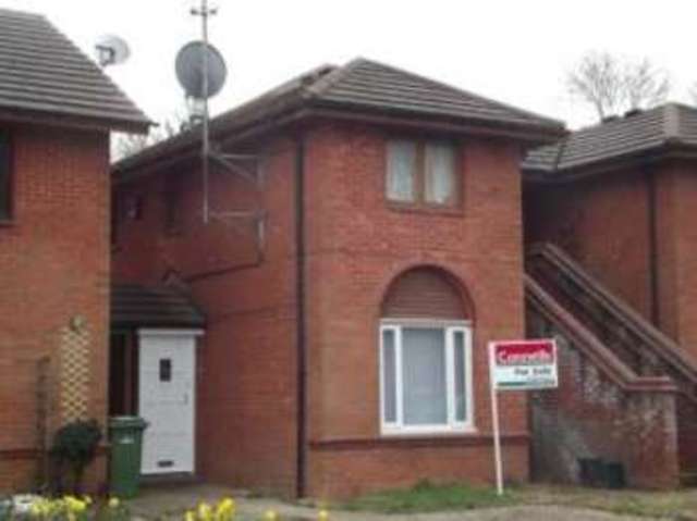  Image of 1 bedroom Maisonette for sale in Lampitts Cross Eaglestone Milton Keynes MK6 at Eaglestone Milton Keynes Woughton on the Green, MK6 5LJ