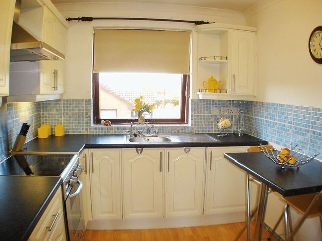  Image of 2 bedroom Flat for sale in Landale Gardens Cupar KY15 at Landale Gardens  Cupar, KY15 4UE