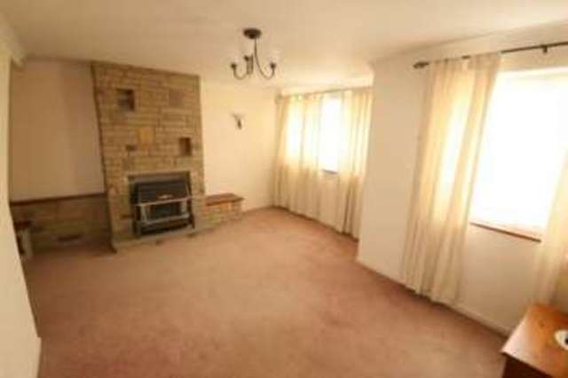  Image of 3 bedroom Semi-Detached house for sale in Thames Road Langley Slough SL3 at Langley  Slough, SL3 8DZ