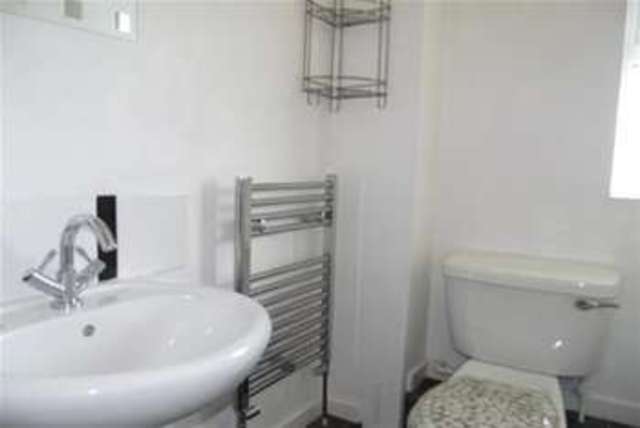  Image of 3 bedroom Detached house to rent in Lanyard Drive Gosport PO13 at Gosport, PO13 9UY