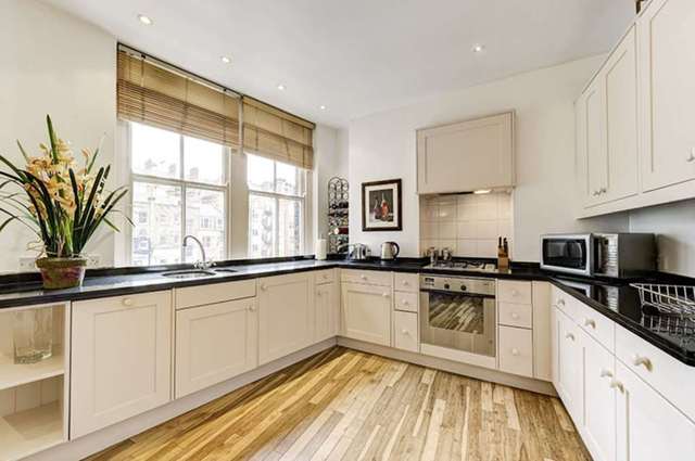  Image of 2 bedroom Flat for sale in Basil Street London SW3 at Basil Street Knightsbridge London, SW3 1AW