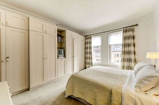  Image of 2 bedroom Flat for sale in Basil Street London SW3 at Basil Street Knightsbridge London, SW3 1AW