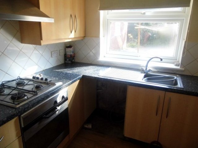  Image of 2 bedroom Flat for sale in Grove Park Toxteth Liverpool L8 at Liverpool Merseyside Liverpool, L8 0TL