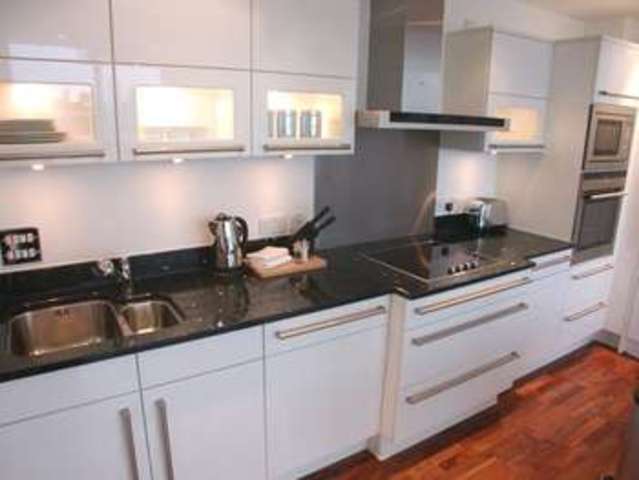  Image of 2 bedroom Flat to rent in Bermondsey Wall West London SE16 at Luna House  London, SE16 4RN