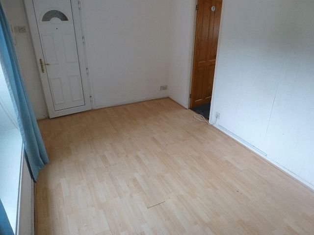  Image of 1 bedroom Apartment to rent in Lydford Court Newcastle upon Tyne NE3 at Lydford Court Array Kingston Park, NE3 2RB