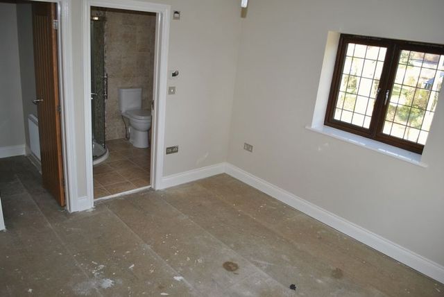  Image of 4 bedroom Detached house for sale in Lymore Lane Keyhaven Lymington SO41 at Lymore Lane Keyhaven Lymington, SO41 0TS