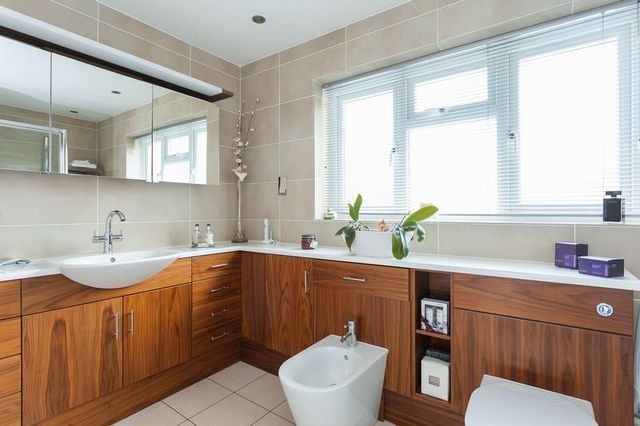  Image of 5 bedroom Detached house for sale in Magnolia Dene Hazlemere High Wycombe HP15 at Magnolia Dene Hazlemere High Wycombe, HP15 7QE