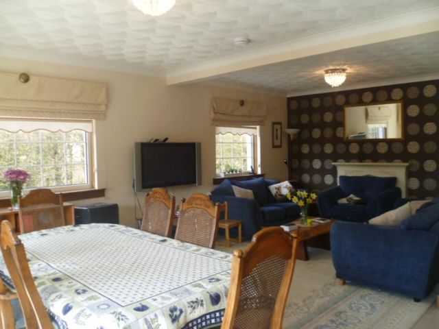  Image of 4 bedroom Detached house to rent in Main Road Cumbernauld Glasgow G67 at Cumbernauld North Lanarkshire North Lanarkshire, G67 4AY