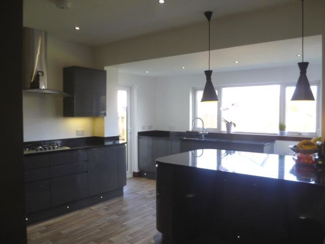  Image of 4 bedroom Detached house to rent in Main Road Cumbernauld Glasgow G67 at Cumbernauld North Lanarkshire North Lanarkshire, G67 4AY