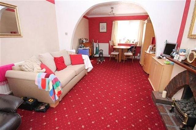  Image of 2 bedroom Property for sale in Manor Hall Road Southwick Brighton BN42 at Southwick, BN42 4NL