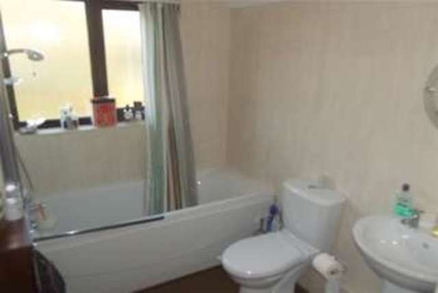  Image of 2 bedroom Terraced house to rent in Mansfield Road Derby DE1 at Derby, DE1 3RA