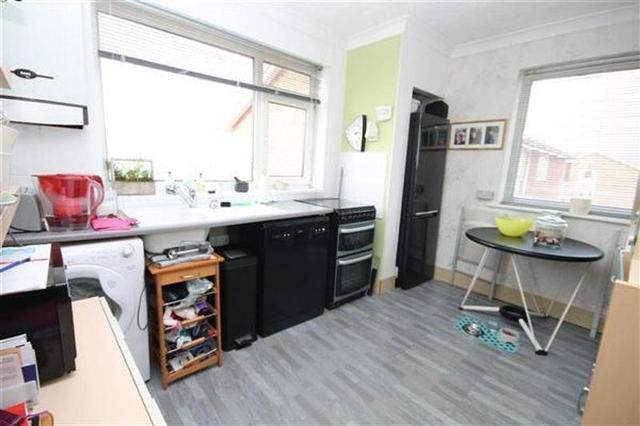  Image of 2 bedroom Flat for sale in Beach Green Shoreham-by-Sea BN43 at Shoreham-by-Sea, BN43 5LQ