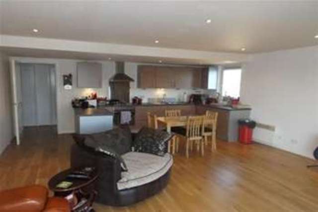  Image of 2 bedroom Flat to rent in Marine Parade Walk Dundee DD1 at Dundee, DD1 3AU
