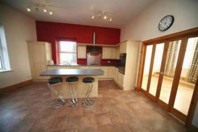  Image of 5 bedroom End of Terrace to rent in Market Street Whitworth Rochdale OL12 at MARKET STREET WHITWORTH ROCHDALE, OL12 8QS
