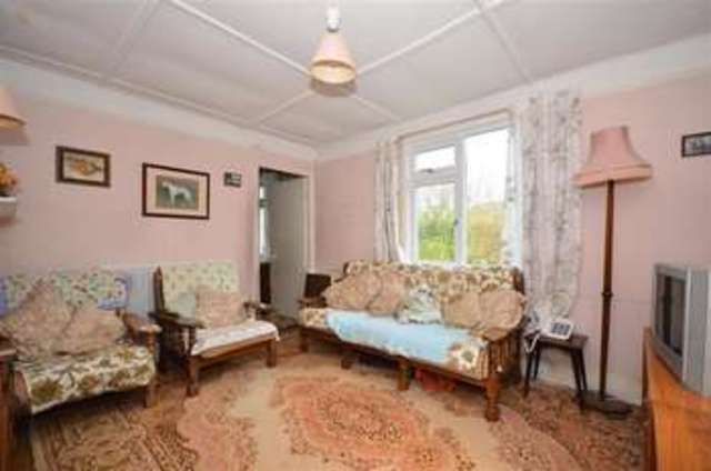  Image of 2 bedroom Bungalow for sale in Marshall Road Rainham Gillingham ME8 at Rainham Gillingham Gillingham, ME8 0AN