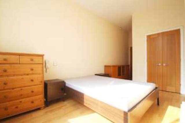  Image of 2 bedroom Apartment to rent in Marylebone Road London NW1 at Marylebone Road  London, NW1 5PL
