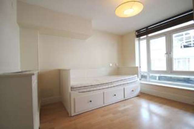  Image of 2 bedroom Apartment to rent in Marylebone Road London NW1 at Marylebone Road  London, NW1 5PL