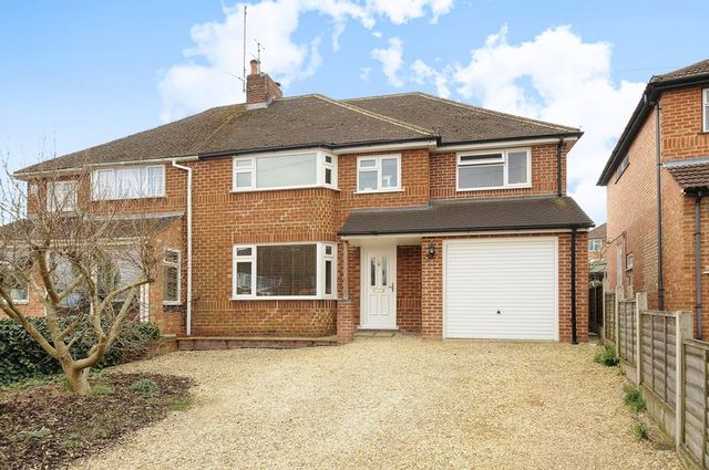  Image of 4 bedroom Semi-Detached house for sale in Melton Drive Didcot OX11 at Melton Drive Didcot Didcot, OX11 7JP