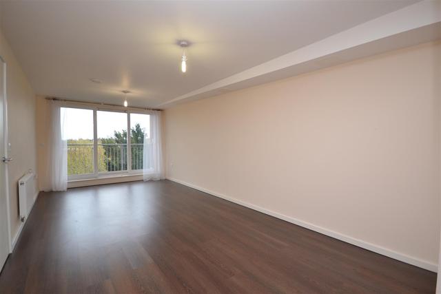  Image of 2 bedroom Property to rent in Lankaster Gardens London N2 at 68 Lankaster Gardens  East Finchley, N2 9FF