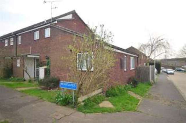  Image of 1 bedroom Bungalow for sale in Merrylands Laindon Basildon SS15 at Basildon Essex Basildon, SS15 6RD