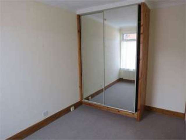  Image of 3 bedroom Terraced house for sale in Meyrick Road Newark NG24 at Meyrick Road Newark Newark-on-Trent, NG24 1HH