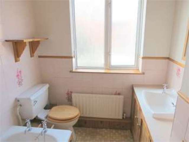  Image of 3 bedroom Terraced house for sale in Meyrick Road Newark NG24 at Meyrick Road Newark Newark-on-Trent, NG24 1HH