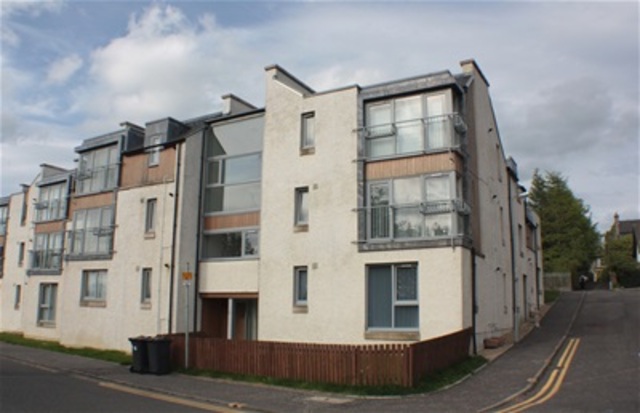  Image of 2 bedroom Flat to rent in Mid Street Bathgate EH48 at Bathgate West Lothian West Lothian, EH48 1PT