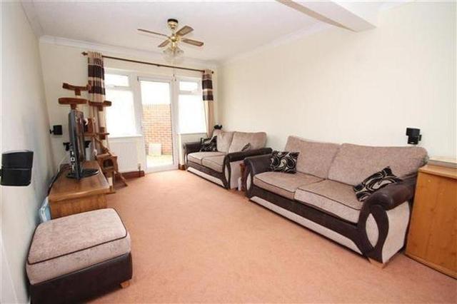  Image of 2 bedroom Property for sale in Middle Road Shoreham-by-Sea BN43 at Kingston by Sea, BN43 6LL