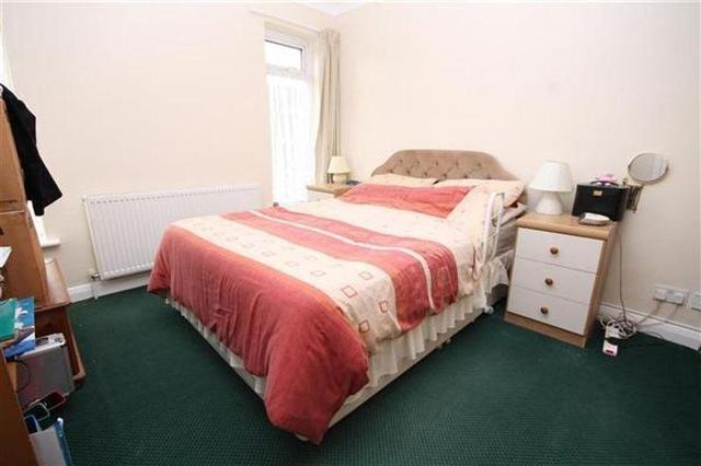  Image of 2 bedroom Property for sale in Middle Road Shoreham-by-Sea BN43 at Kingston by Sea, BN43 6LL