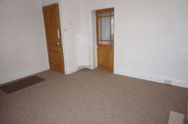  Image of 2 bedroom Terraced house for sale in Milnthorpe Road Kendal LA9 at Kendal Cumbria, LA9 5QQ