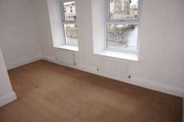  Image of 2 bedroom Terraced house for sale in Milnthorpe Road Kendal LA9 at Kendal Cumbria, LA9 5QQ